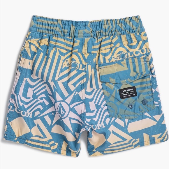 Volcom White Rash Guard and Patterned Swim Set - Picture 4 of 4